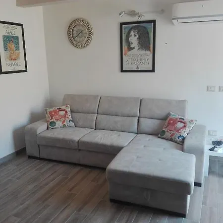 Pensjonat La Casa Di Aneupe Syrakuzy