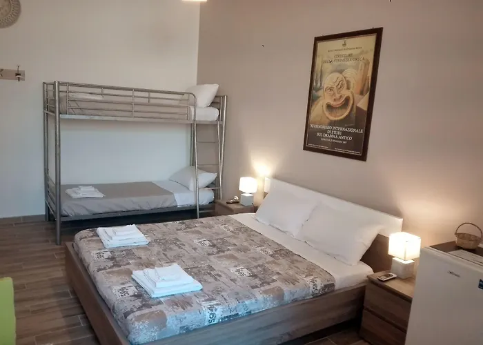 La Casa Di Aneupe 4* Siraküza