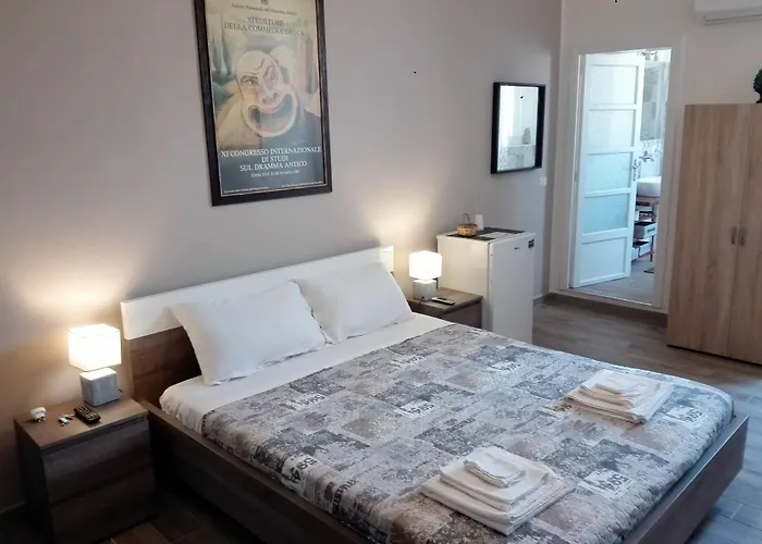 Konukevi La Casa Di Aneupe Siraküza