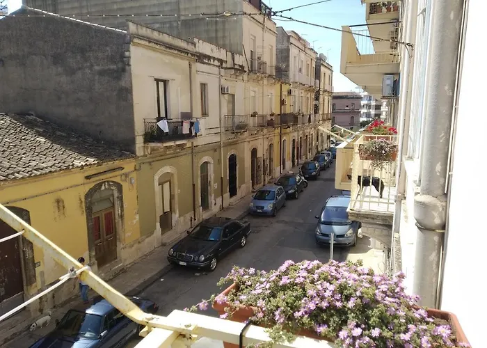 La Casa Di Aneupe Гостевой дом Сиракузы